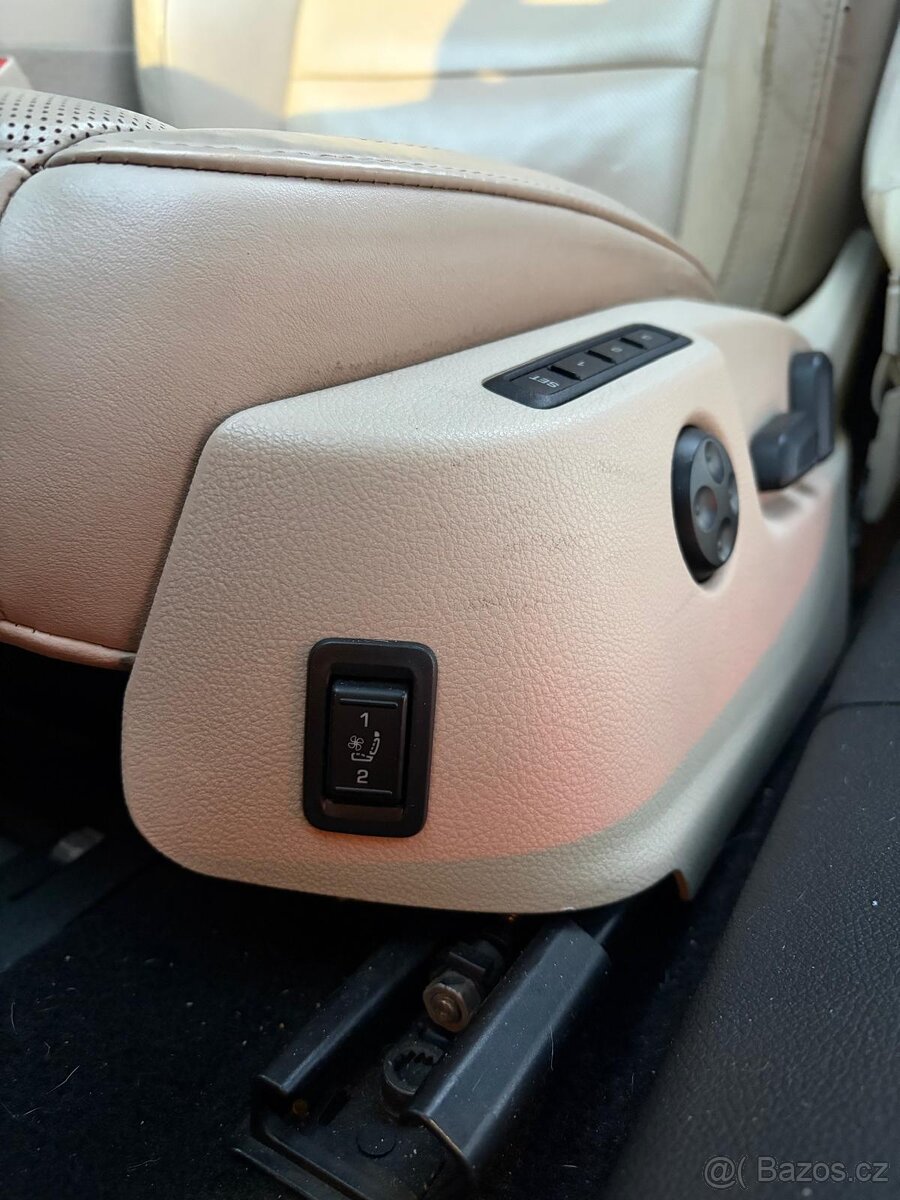 Škoda Superb 2.0 tdi 125 kw, 4x4, Dsg, Kessy, Elegance - 17