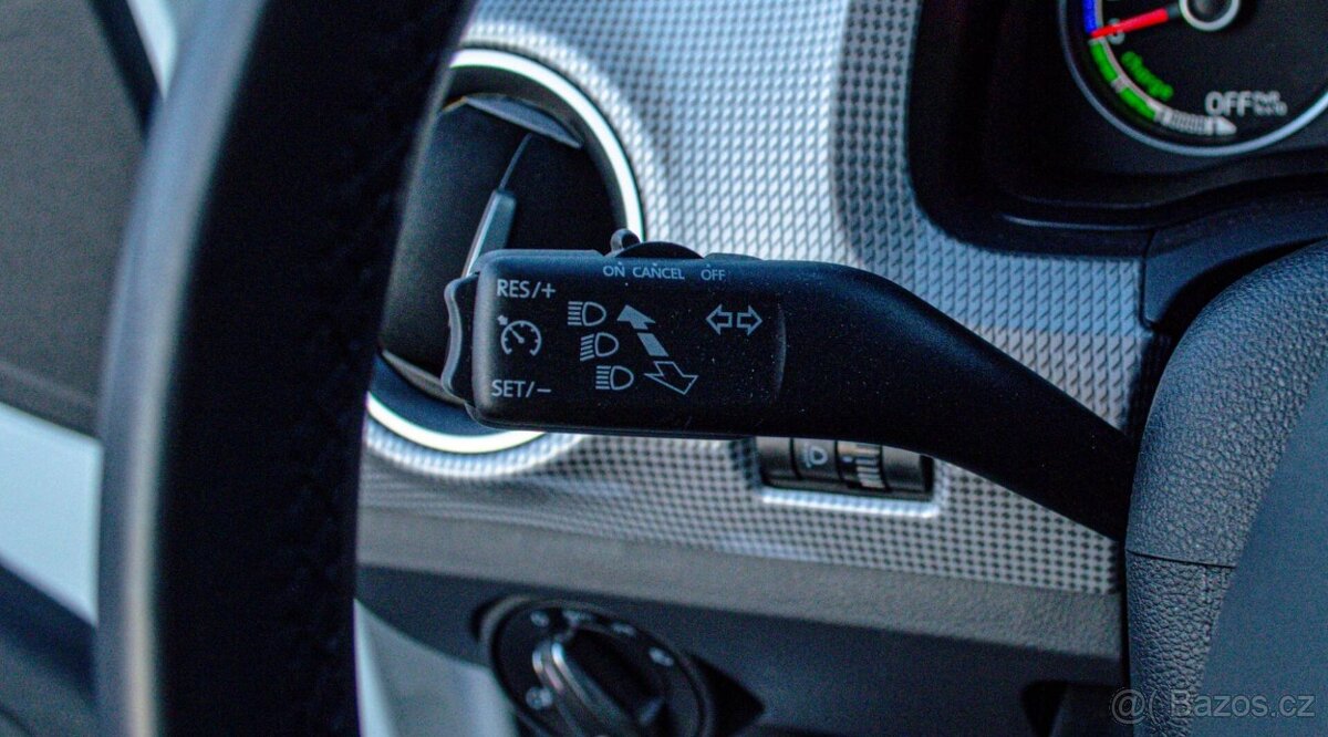 Volkswagen e-UP 2023 - 17