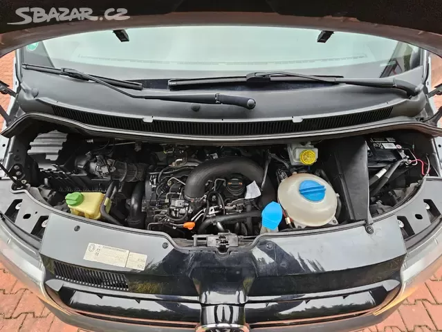 VW Multivan T5 2.0 TDI 103kW,7.sedadel,Webasto,Tažné,Navi,Te - 17