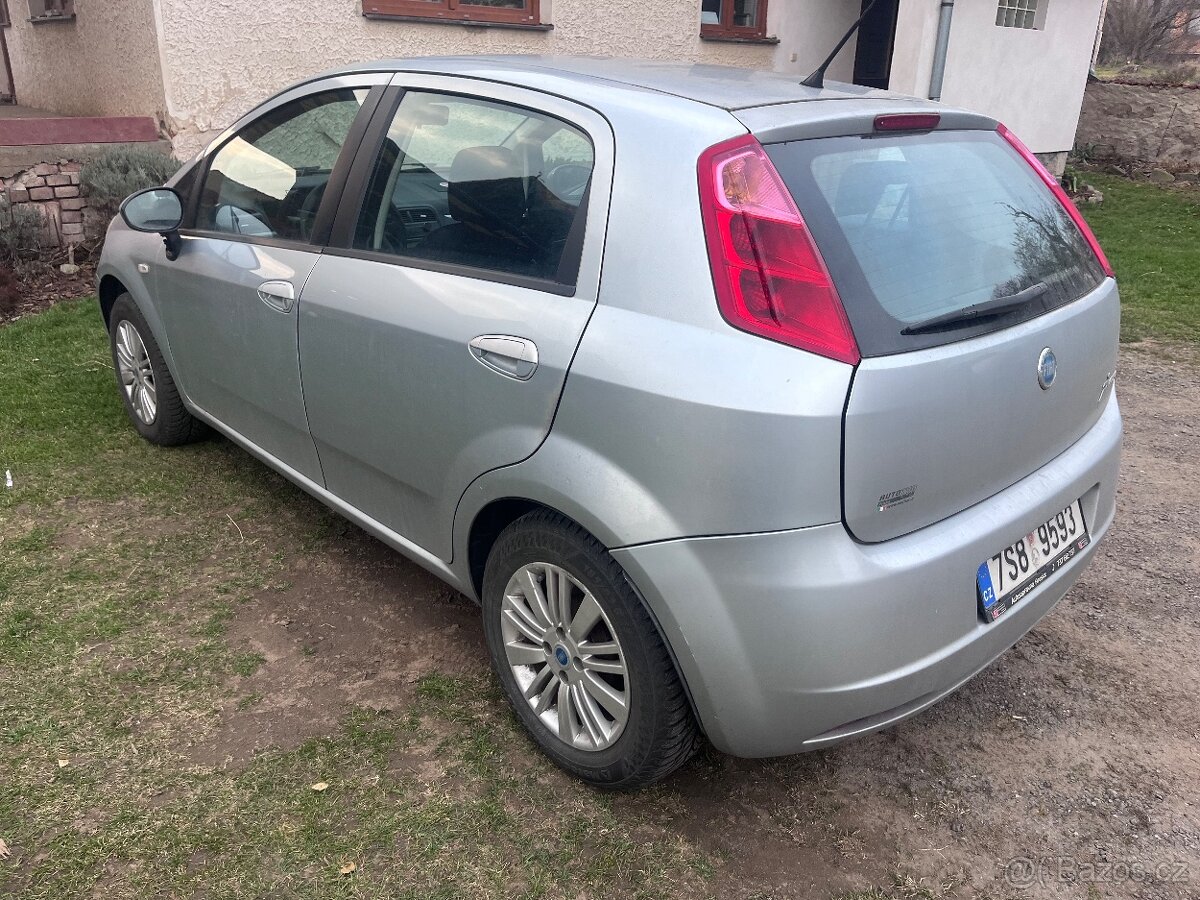 Fiat grande Punto 1.2. - 17
