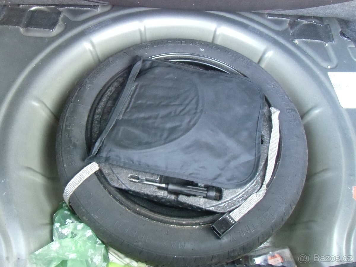 Volkswagen Golf 1.4 TSI Highline - 17