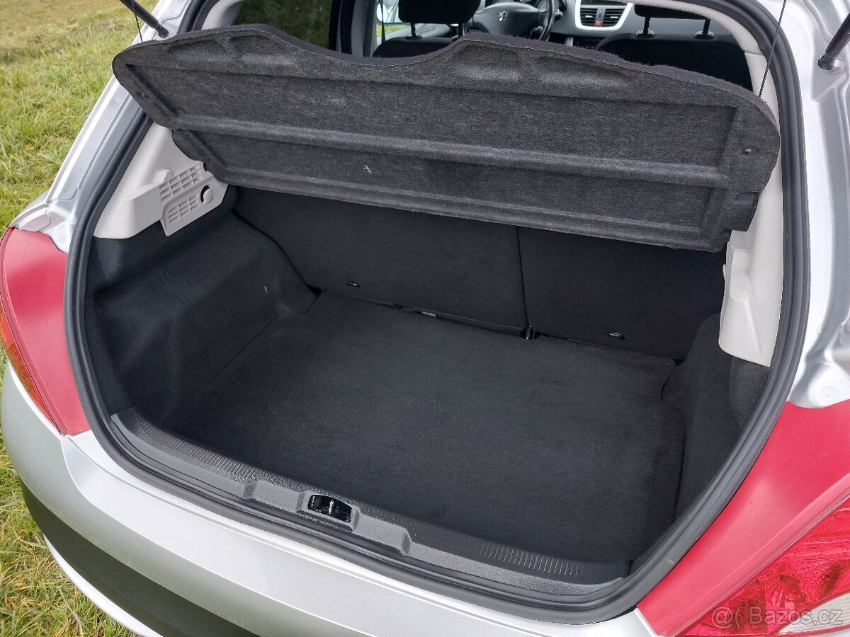 Peugeot 207 1.4 8v / Klima / 83tis.km / Nová STK / 2011 - 17