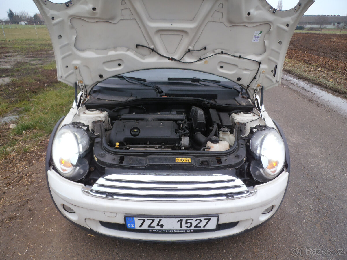 Mini Cooper Clubman 1.6 benzín /T.Z./ - 17