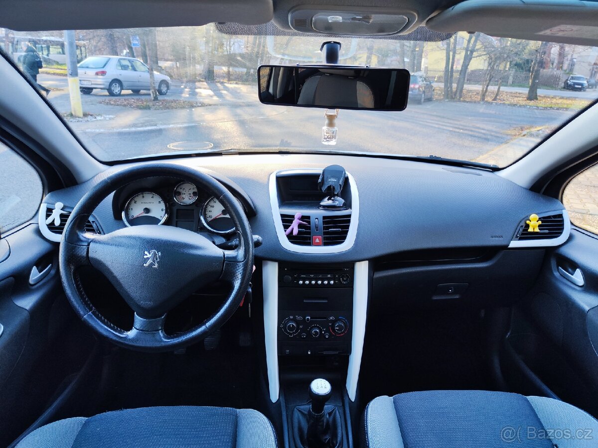 Peugeot 207 Envy Edition 1,4i, 2012, Panorama - 17