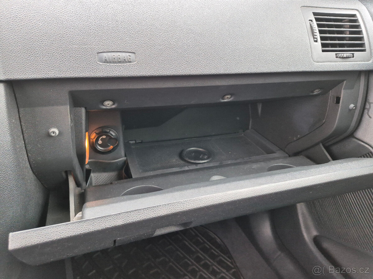 Škoda Fabia 1.4 MPI/KLIMA/ - 17