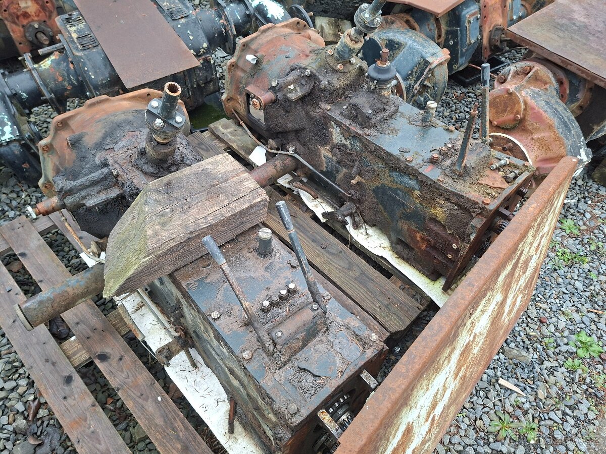 Zetor 7711 tunis po dílech - 17