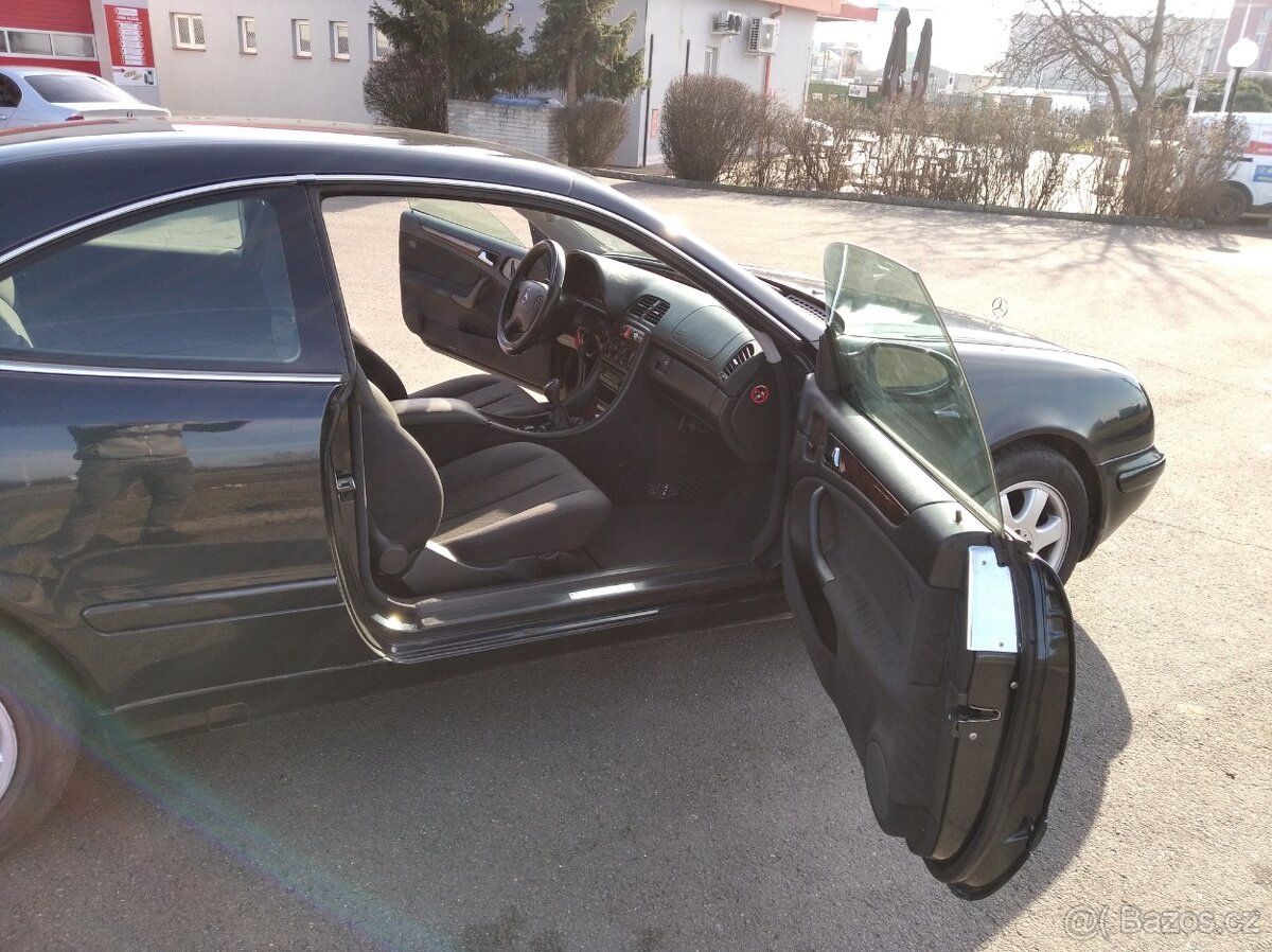 Mercedes-Benz CLK 230-142kw kupé - 17