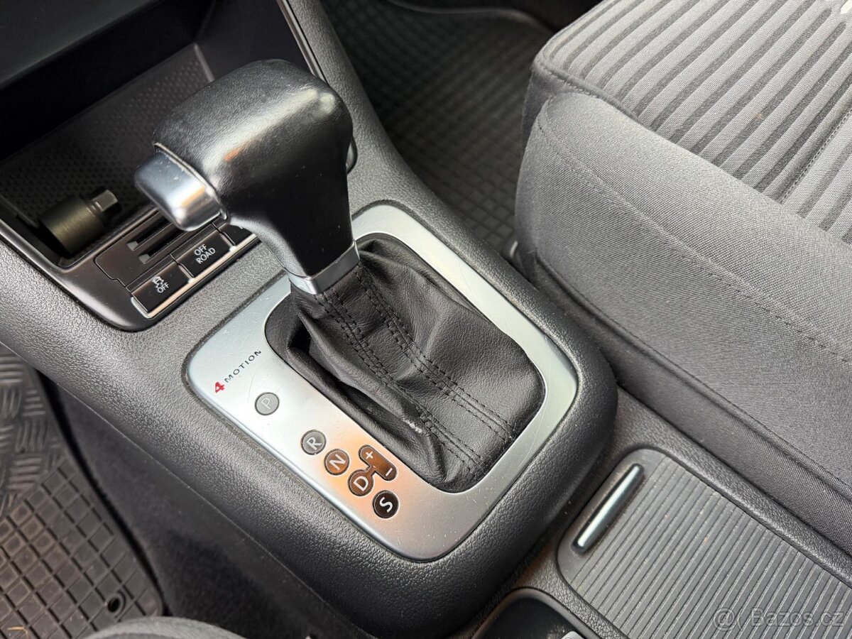 Volkswagen Tiguan 2,0 TDI 4x4 /ČR/DSG/ 138tkm / - 17
