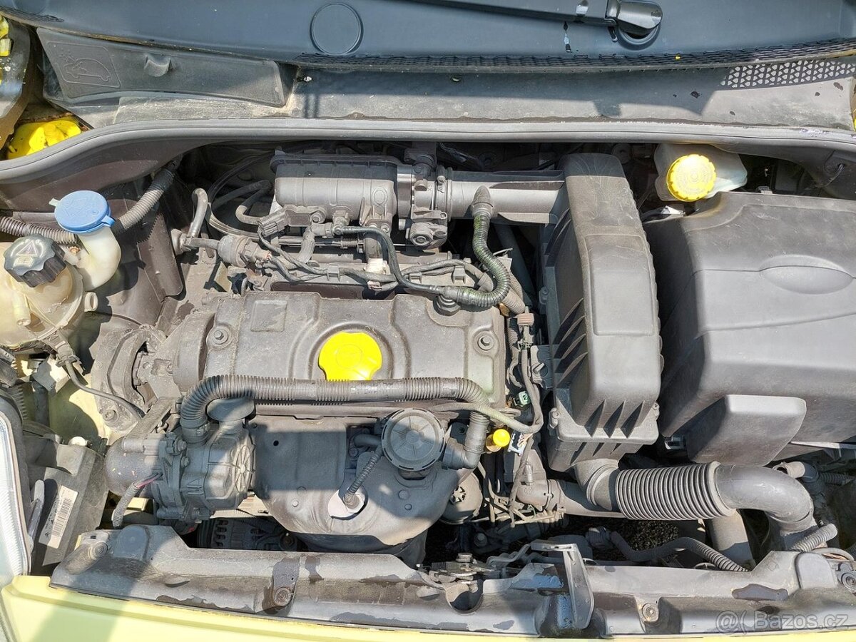 Citroen C2 1.1 r. 2005 nová STK 11/27 bez koroze a závad - 17