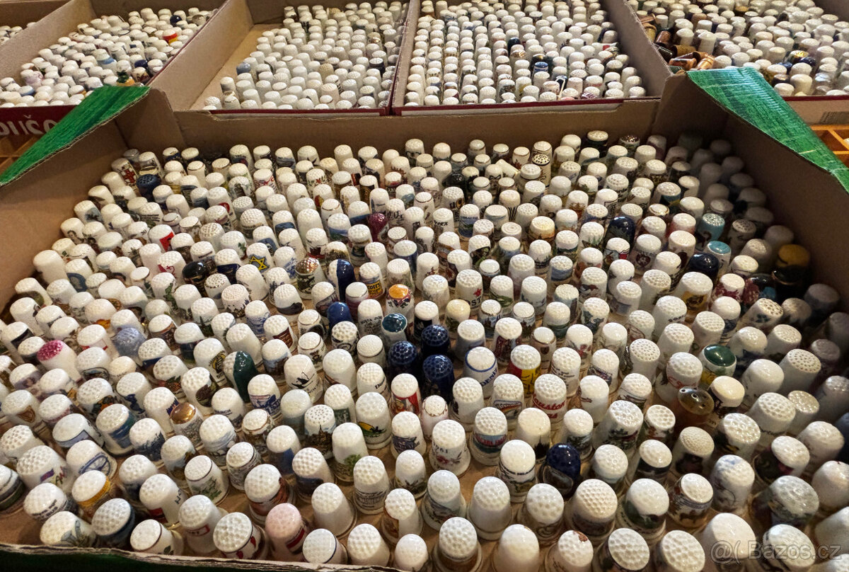 Obří sbírka sběratelských náprstků - 7200 kusů - 17