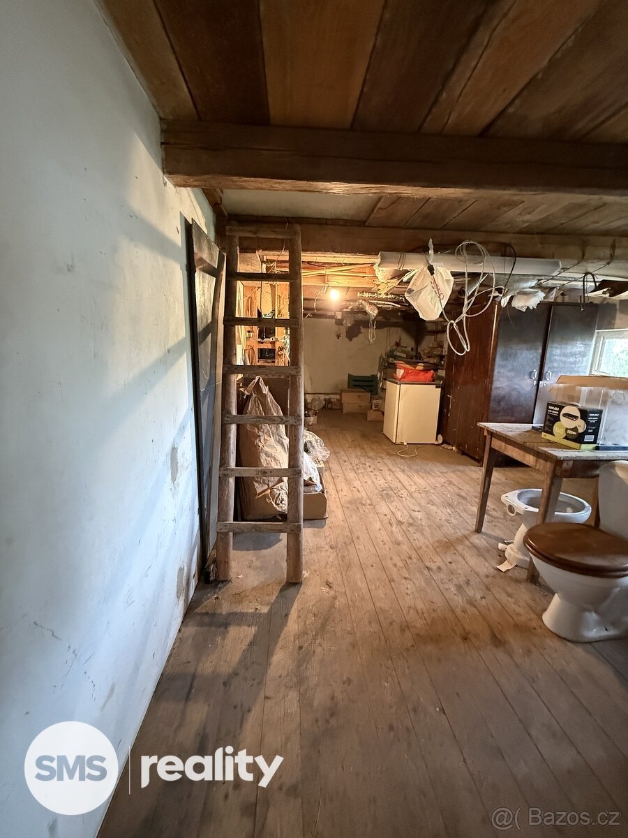 Pronájem rodinného domu 4+1 se zahradou – Dřínov u Kroměříže - 17