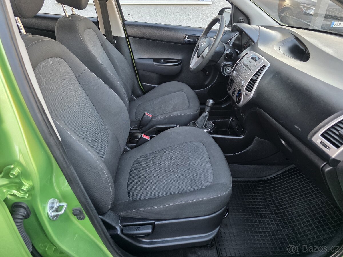Hyundai i20 1.2 i - 17