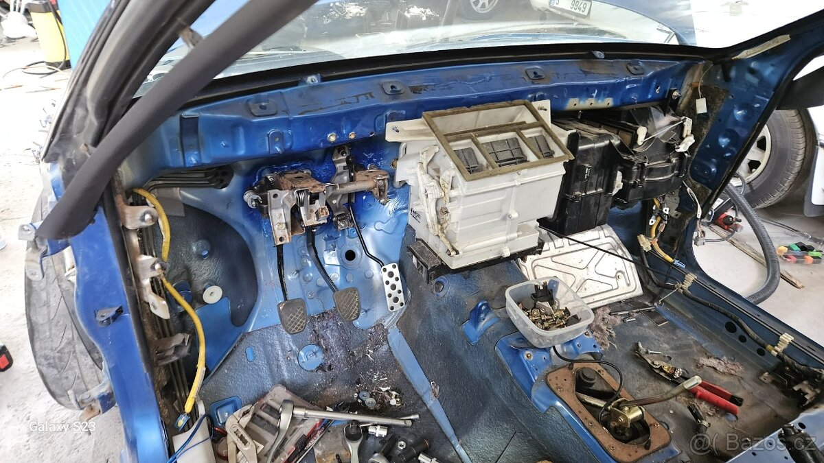 Subaru Impreza STi Type R Coupe kupé LHD replika 22B, v ČR - 17