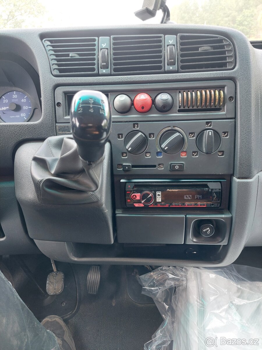 Obytný vůz HOBBY 600D/650 MAXI FSE r.v. 2000 - 17