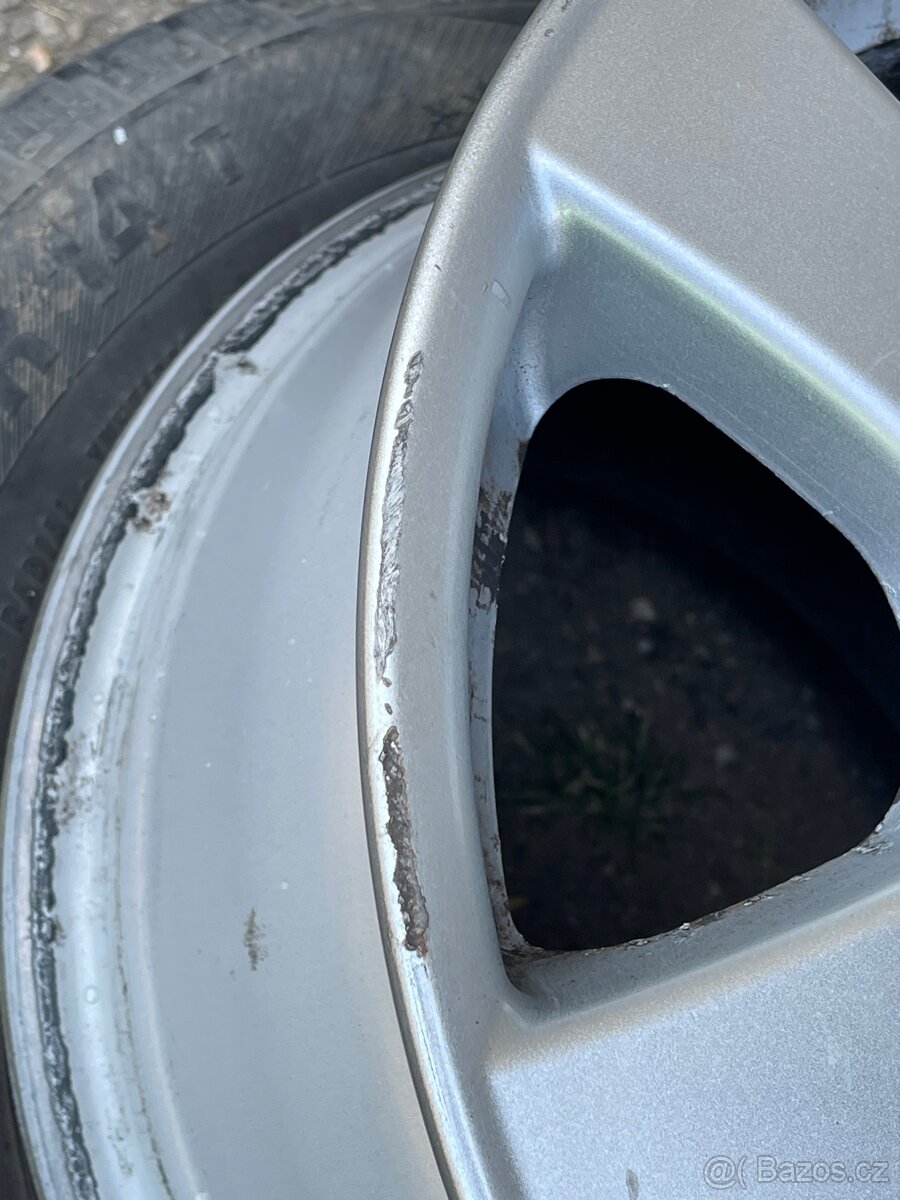 Prodám sadu Alu kol značky CMS - 17