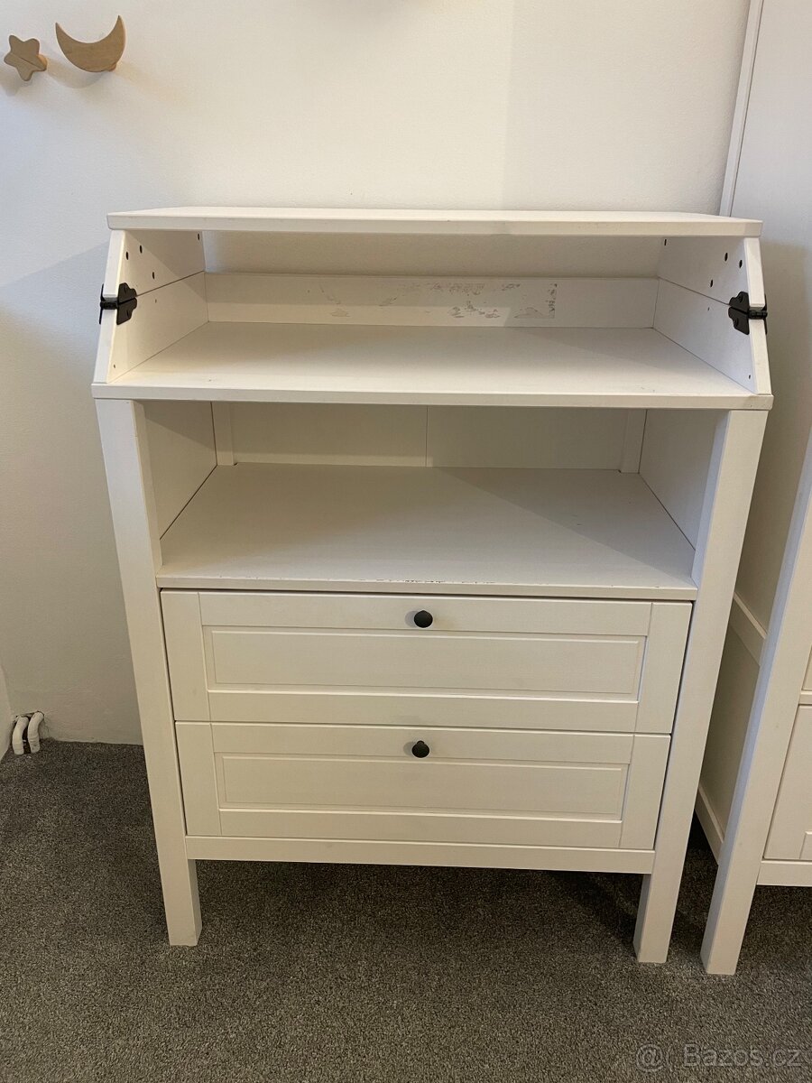 Přebalovací pult/komoda a šatní skřín Sundvik - 17