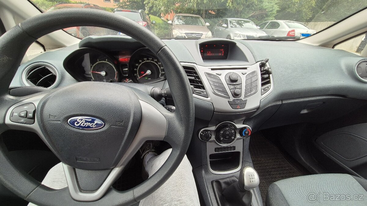 Ford Fiesta 2010, 95640km - 17