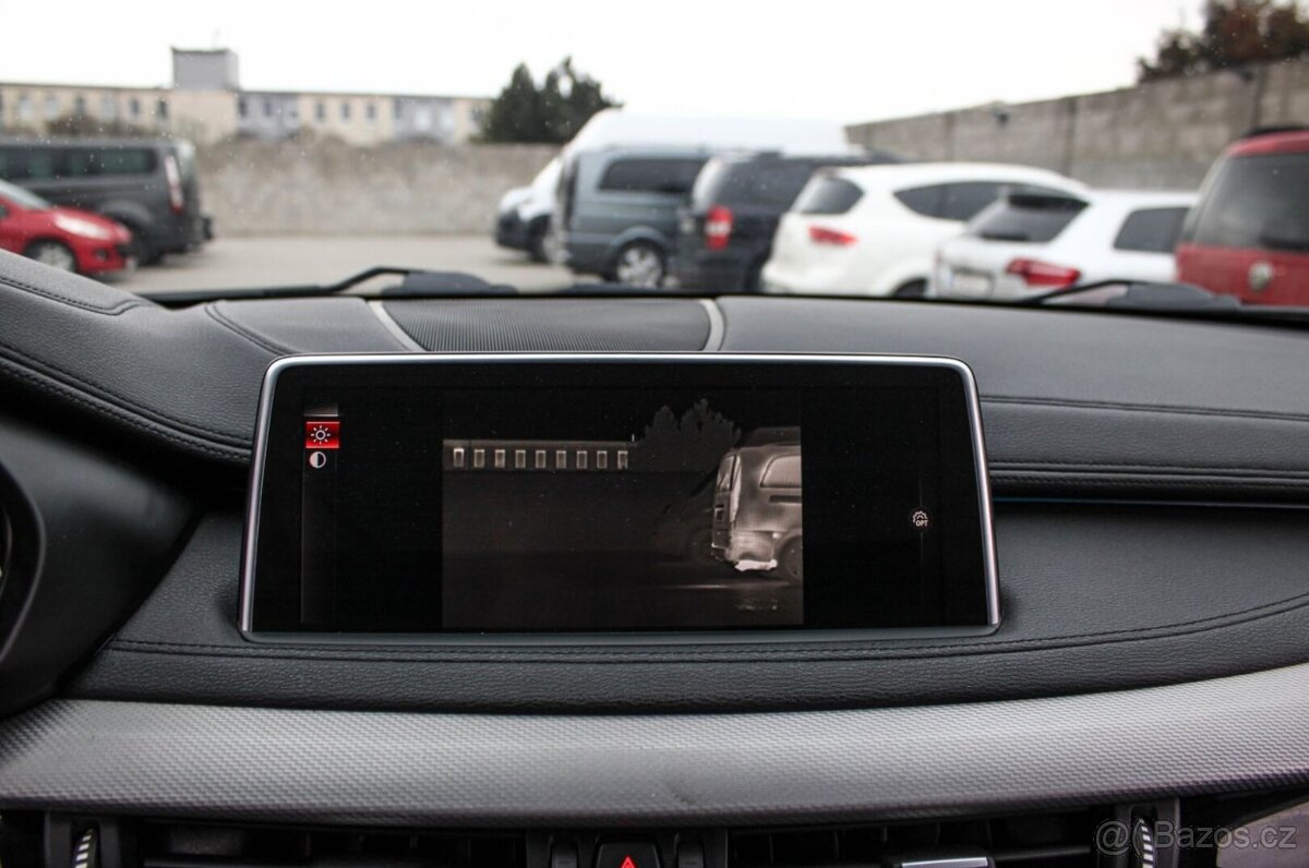 BMW X6 xDrive 30d M-Packet AT8 190kW - 17