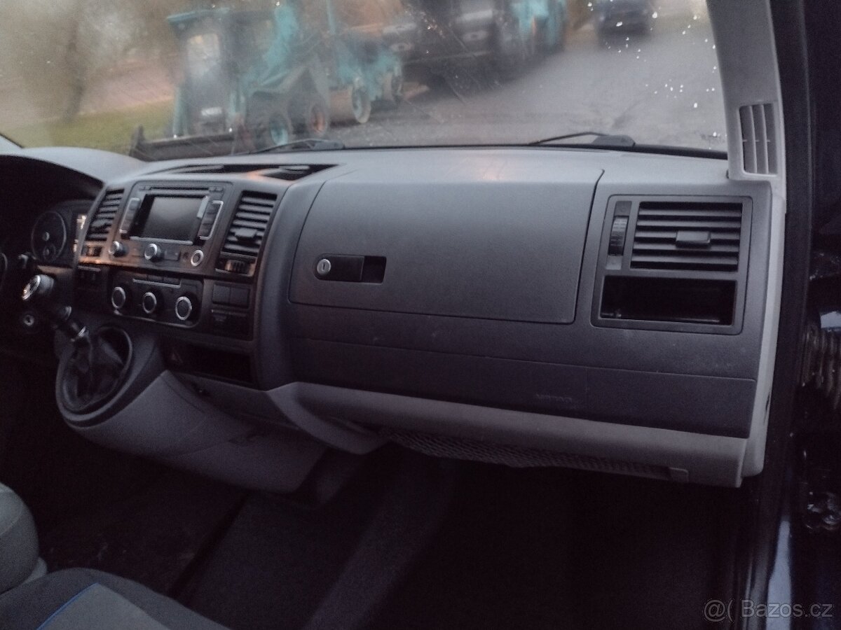 VW Transporter 2.0Tdi - 17