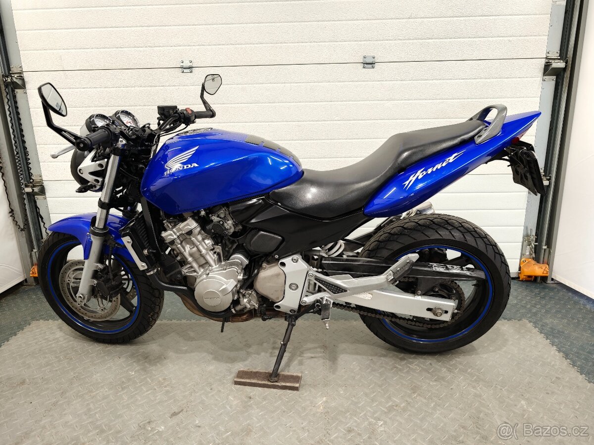 Honda CB600F Hornet - 17