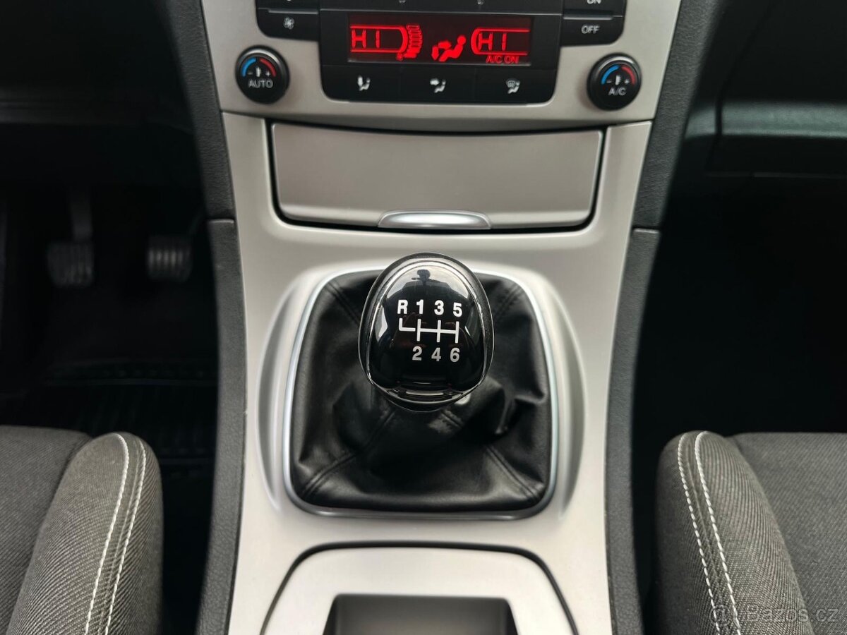 Ford S-MAX 2.0TDCi 103KW BEZ ADBLUE MANUÁL SENZORY SERVISKA - 17