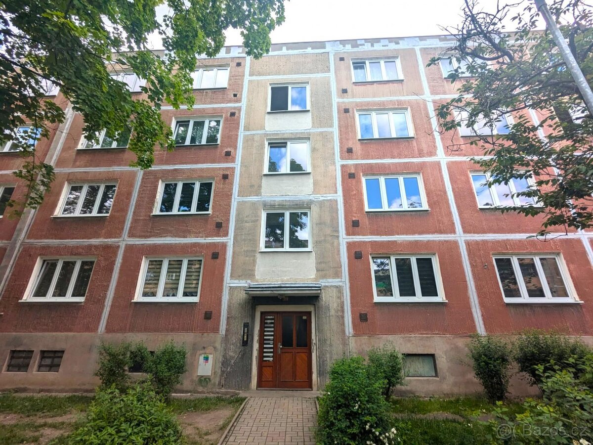 Pronájem bytu 2+1, M. Švabinského 618, Bílina - 17