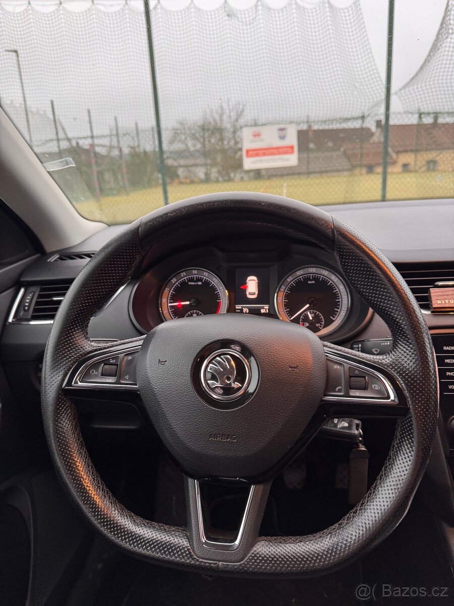 Škoda Octavia 1.6 TDI 85kw - 17