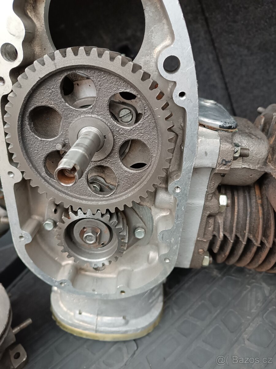 Motor K750 najeto 120km MT12 K750M Dněpr Ural - 17