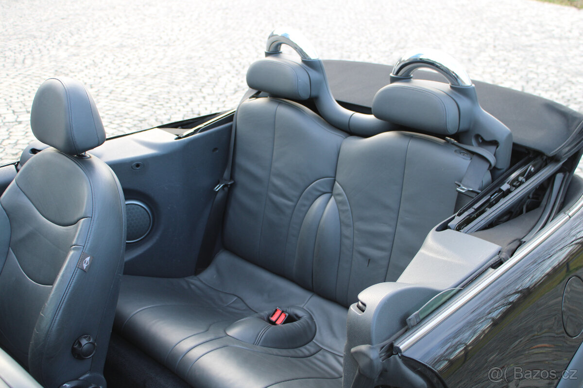 MINI Cooper 1.6i CABRIO / 85kW / AC / VÝHŘEV - 17