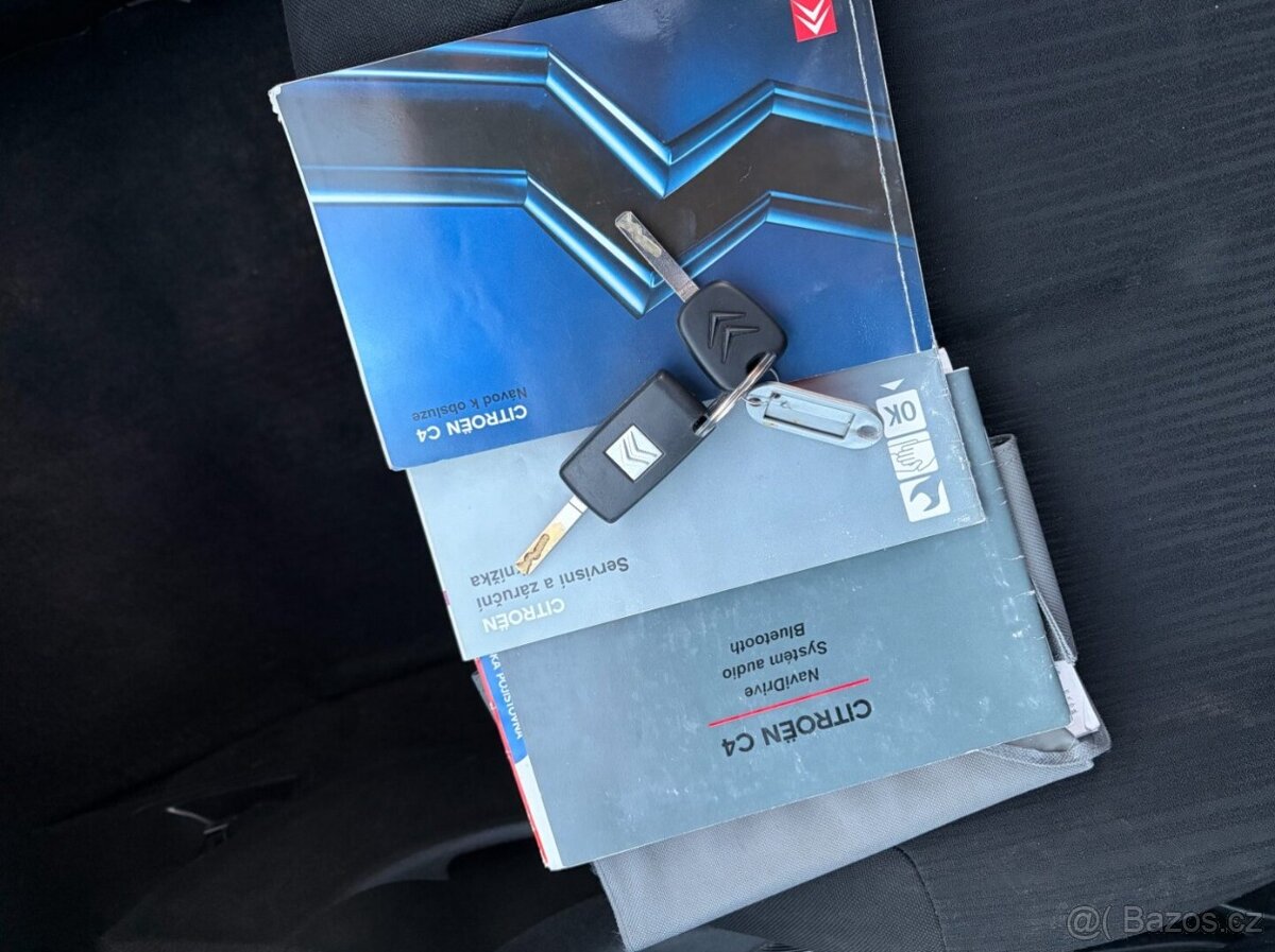 Citroen C4 1.4i 16V ČR STK 2/2028 - 17