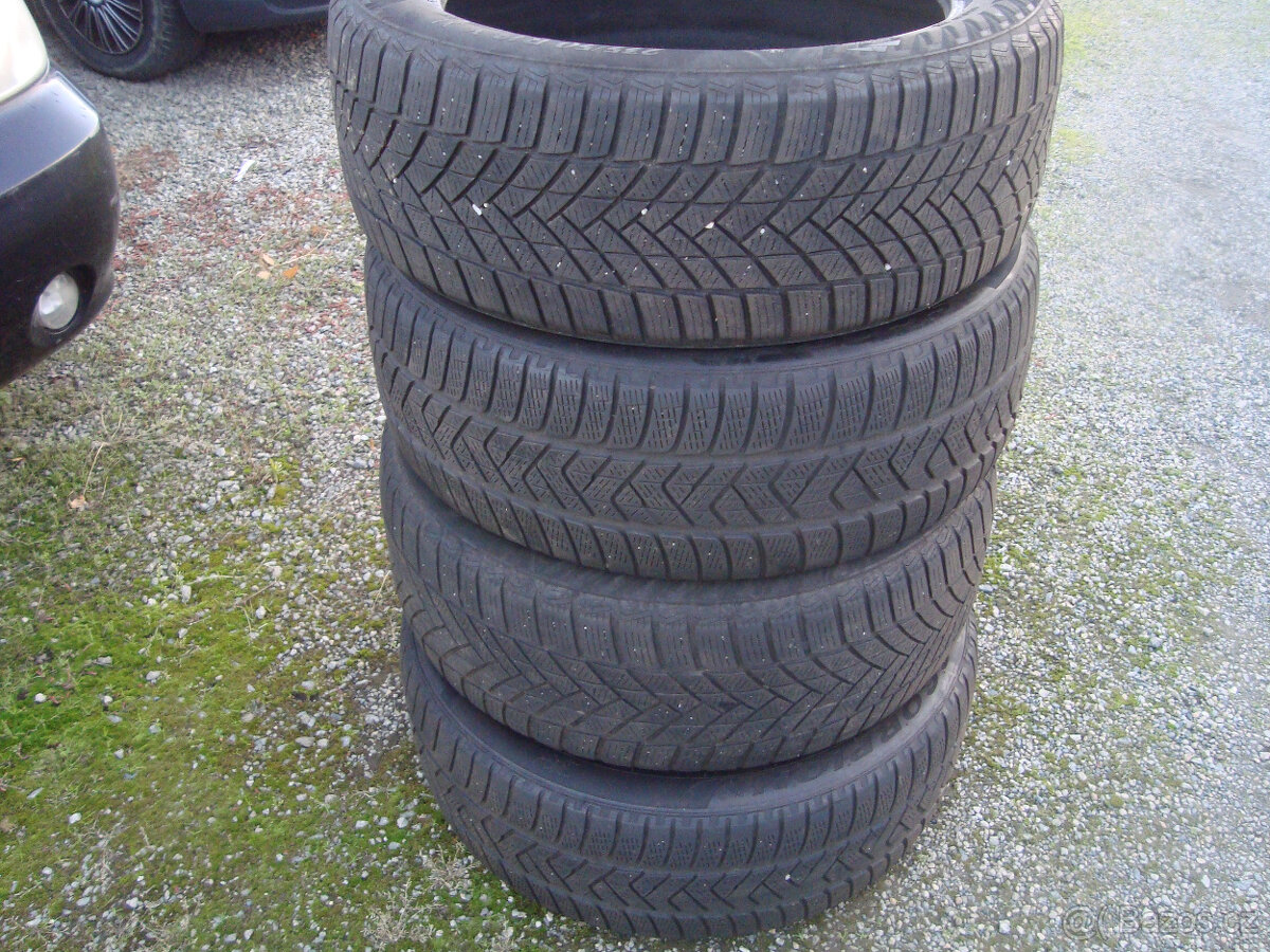 Peugeot 5008 2,0HDI automat - 17