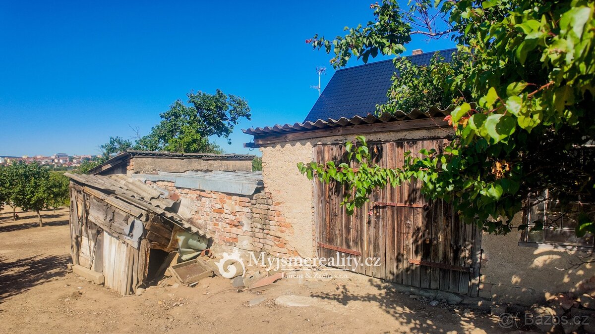 Na prodej pozemek - zahrada 1 132 m² s krásným výhledem + mo - 17