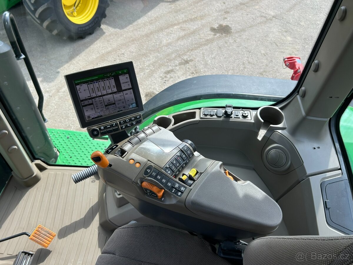 John Deere 7R270 - 17