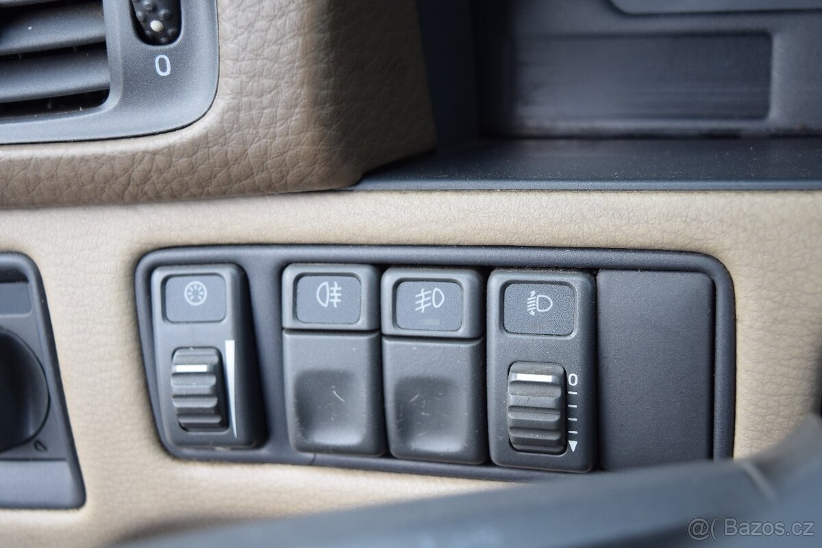 Volvo V70 2.5 D 103KW NOVÁ STK TAŽNÉ KLIMA EL.OKNA - 17