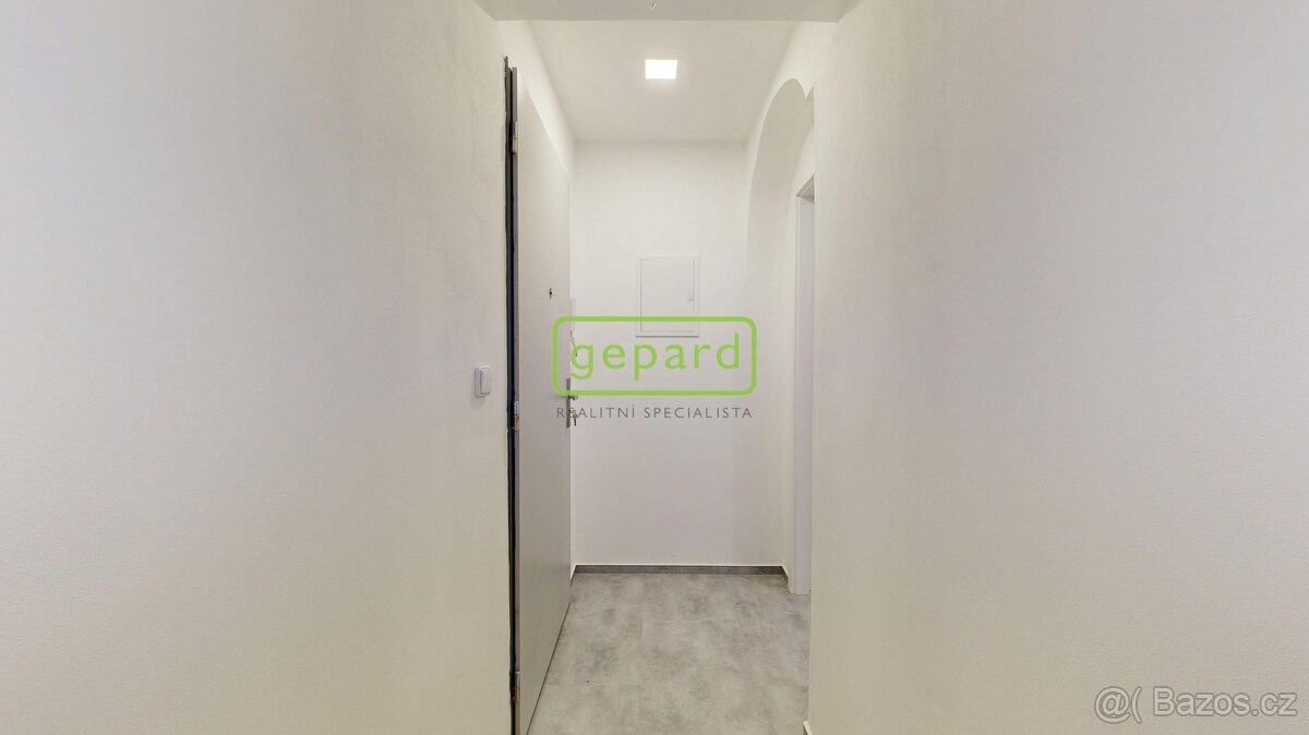 Investiční příležitost, 2kk, cihla, po rekonstrukci v centru - 17