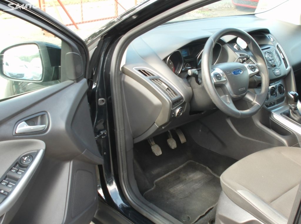 Ford Focus, 1,6 16V 92Kw bez turba,park.senzory,vyhř.sed. - 17