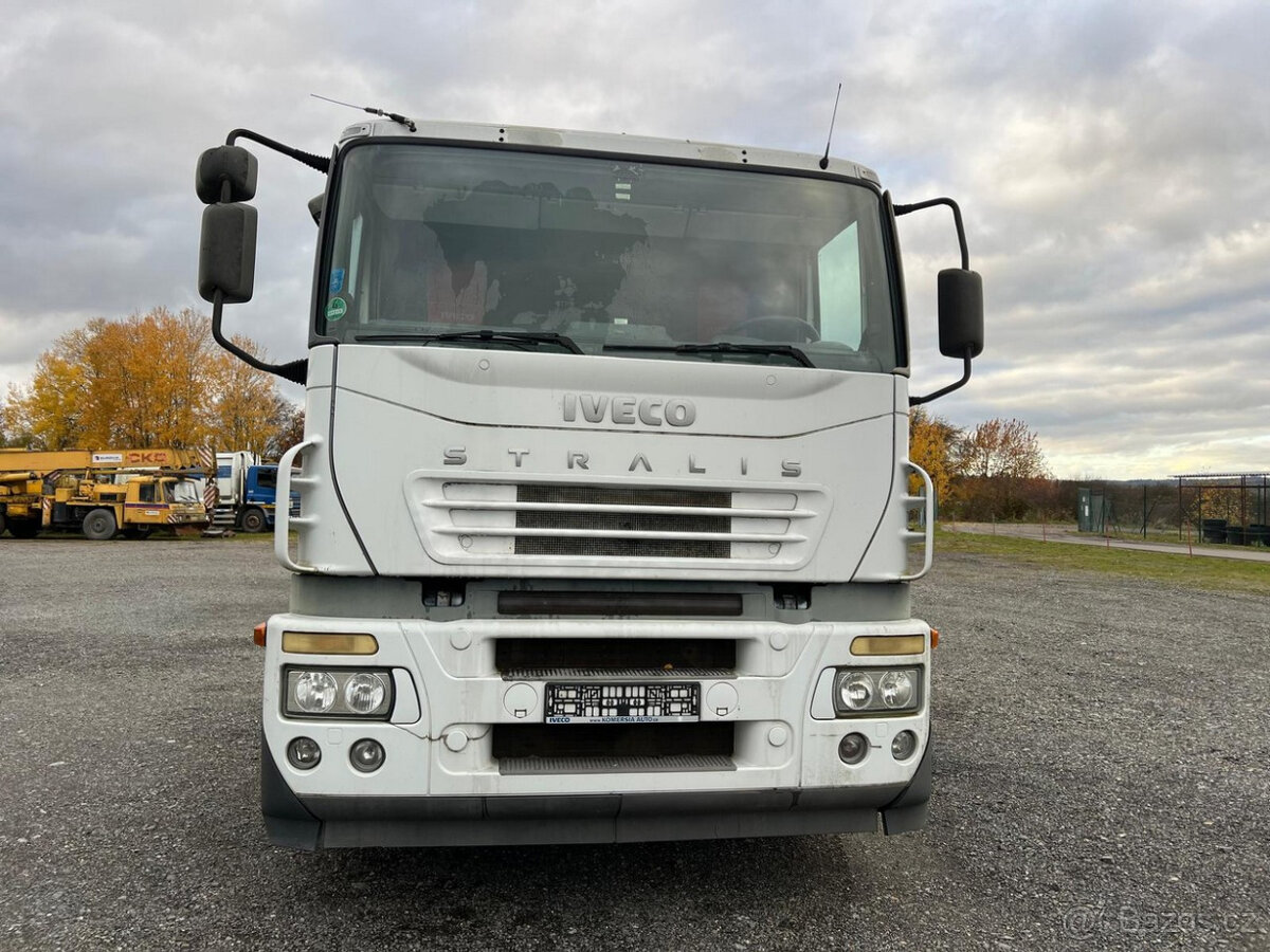 Hákový nosič IVECO AT190S36, r.v. 2004 - 17