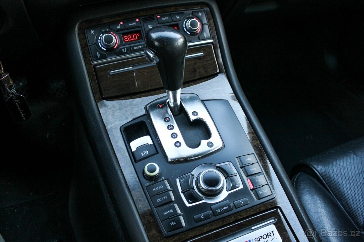 AUDI A8 4.2 V8 TDI QUATTRO TIPTRONIC - 17