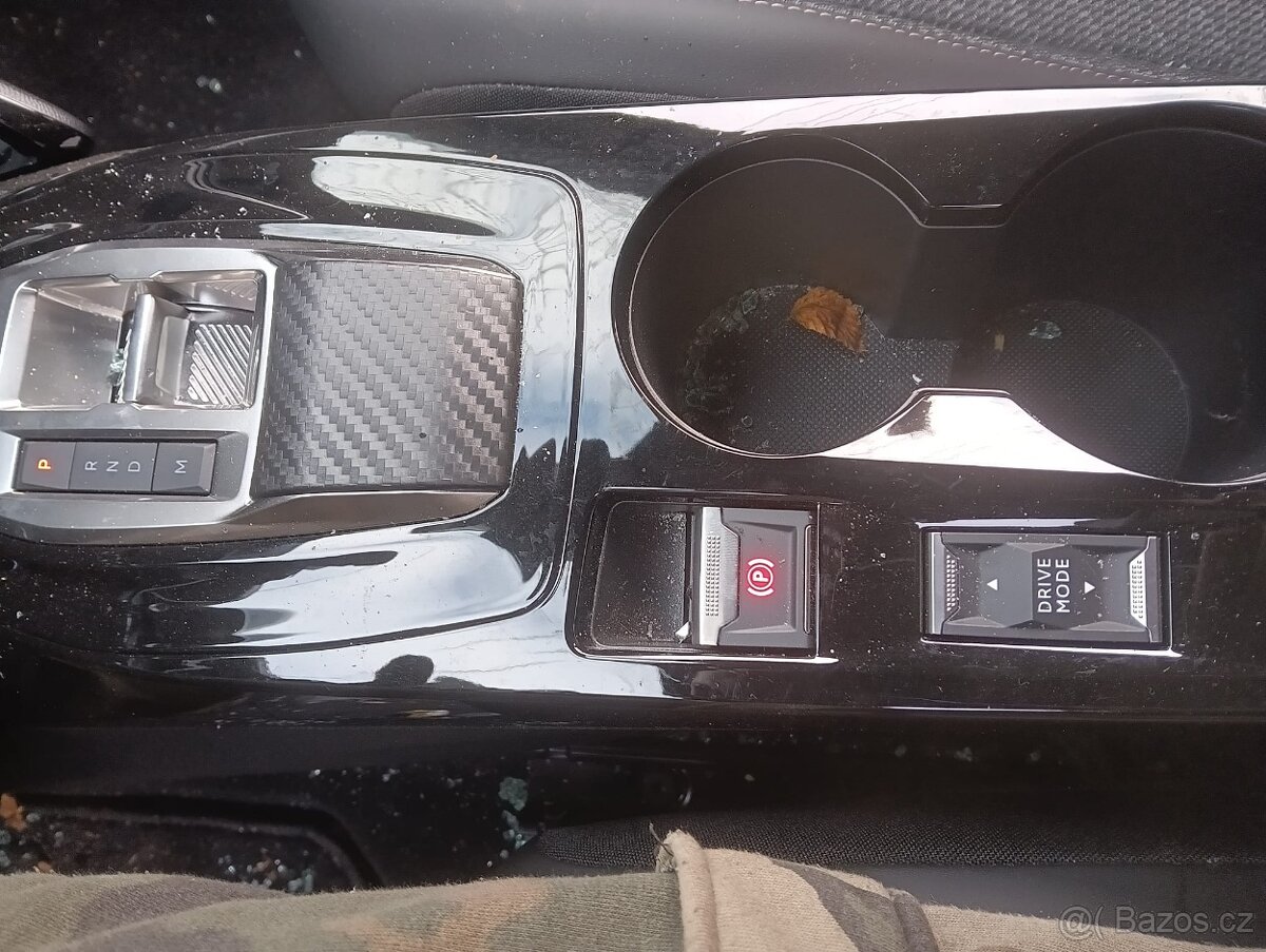 Peugeot 2008 CR doklady 2024 - 17