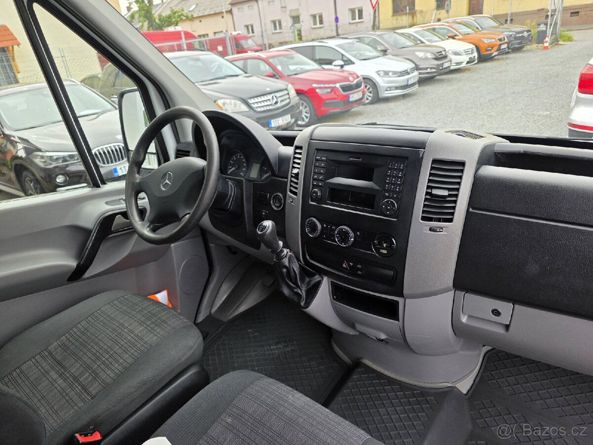 Mercedes-Benz Sprinter
2.2 CDI 310 6 míst - 17