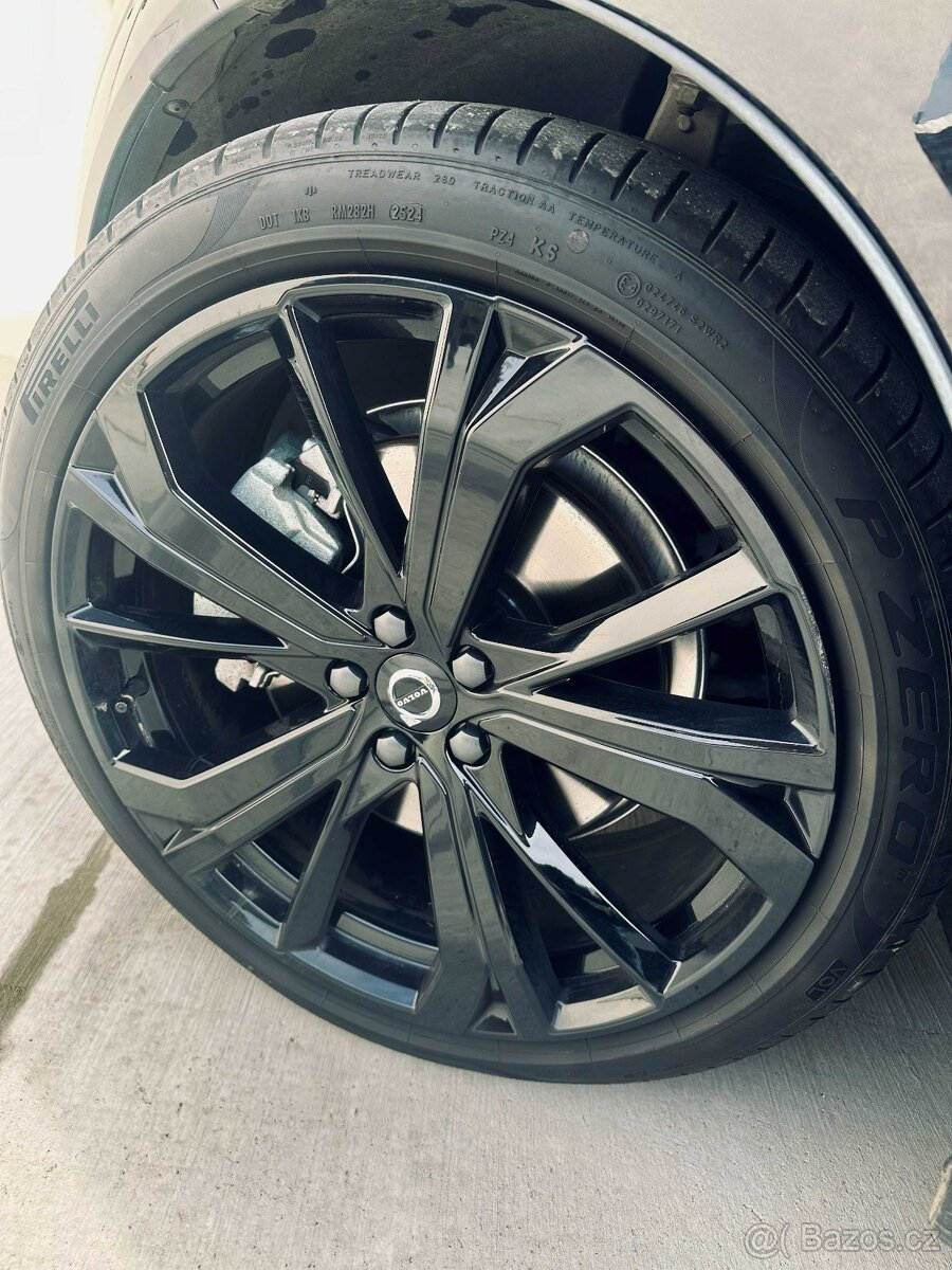 Volvo XC60, T8 AWD AUT ULTRA BLACK EDITON, Vzduch - 17