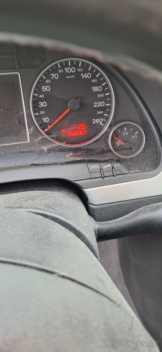 A4 B7 2.0 tdi 103kw dpf 3x S-Line Avant - 17