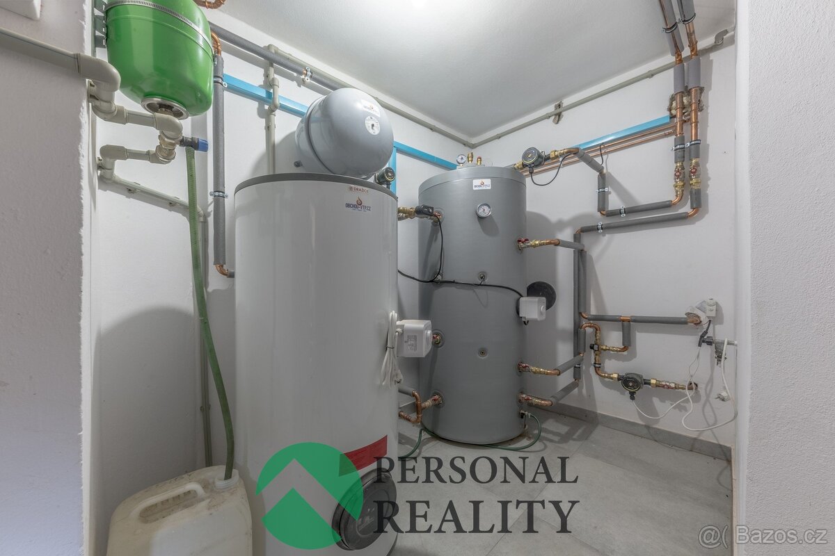 Prodej rodinného domu 225 m², Sazená, ev.č. 02563 - 17