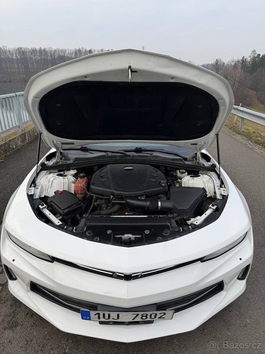 Chevrolet Camaro 3.6 V6 RS 2LT | manuál | 20” kola - 17