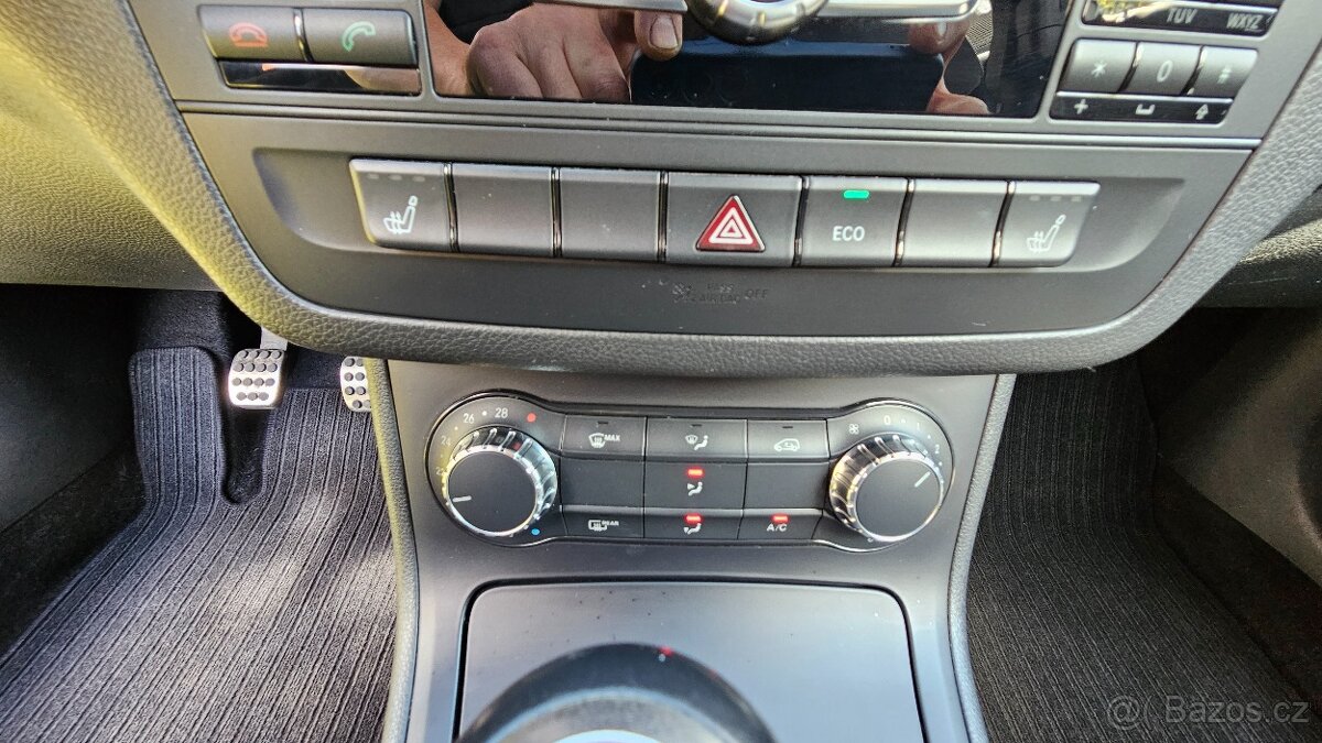 Mercedes-Benz B200 CDI manuál, 2014 - 17