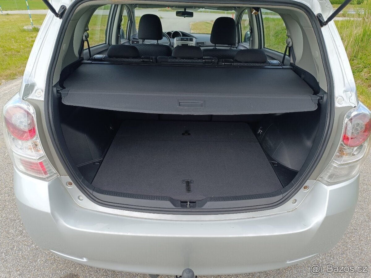 Toyota Verso 1.6 / / benzín - 17