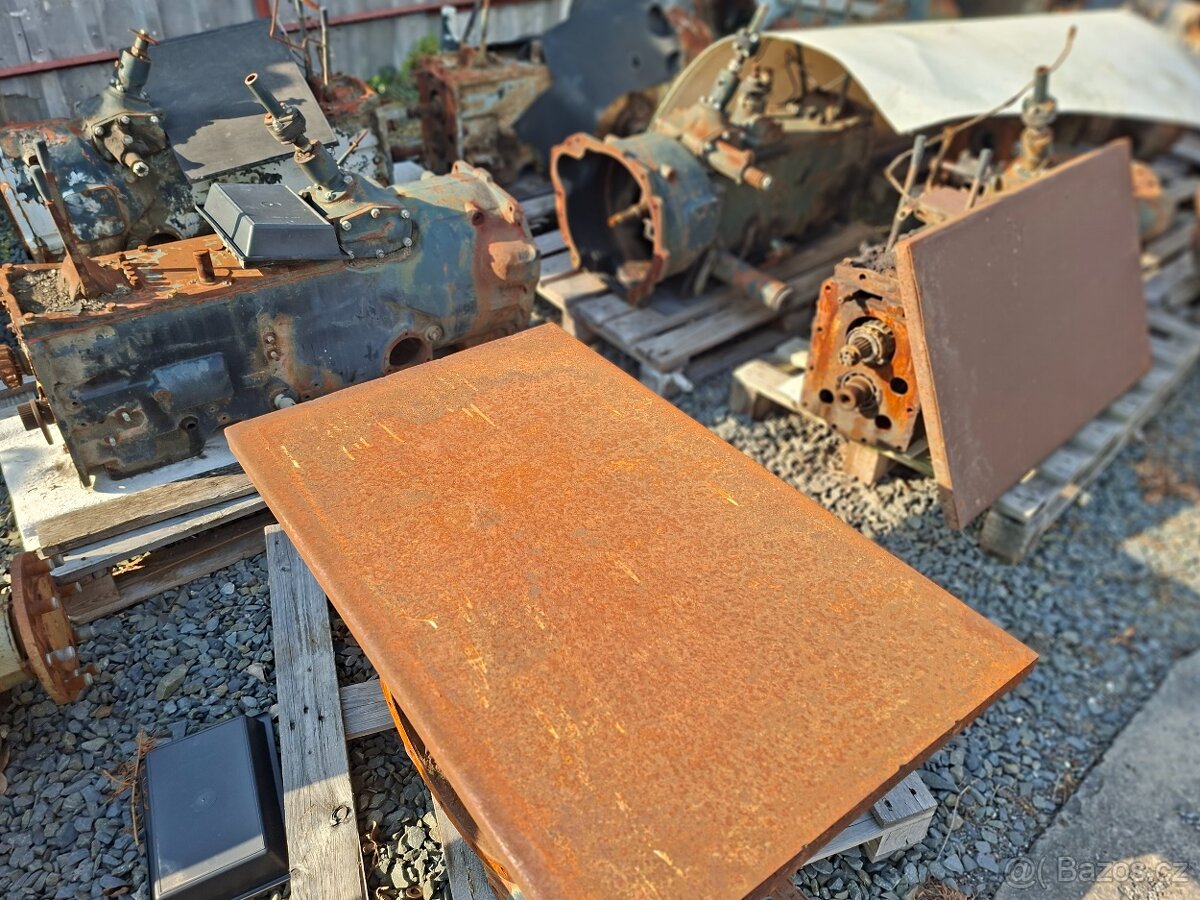 Zetor uřI díly - 17