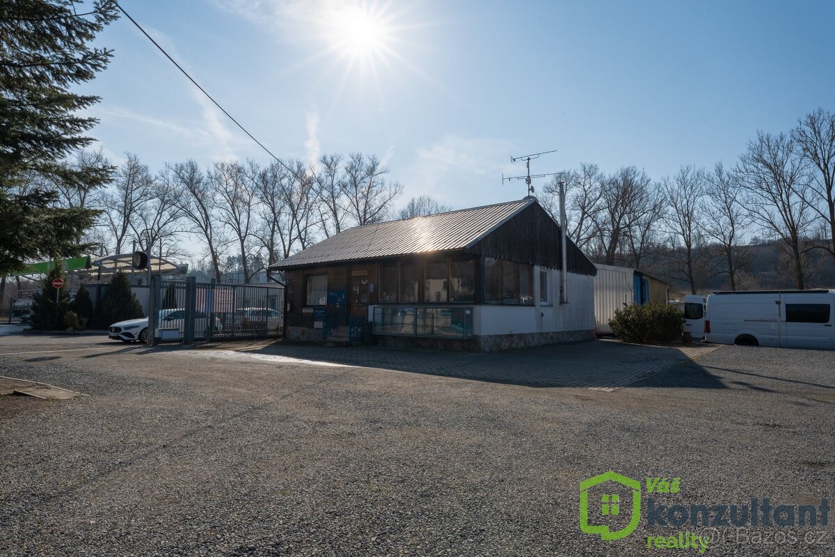 Pronájem komerční pozemek se zázemím , 2254 m² - Třebíč - No - 17