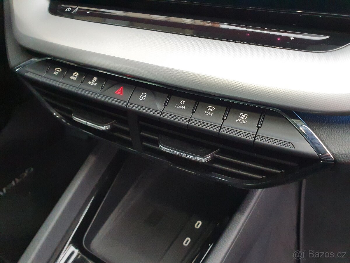 Škoda Octavia 4 iV Sedan 1.4TSI 150kW DSG - záruka Autodraft - 17