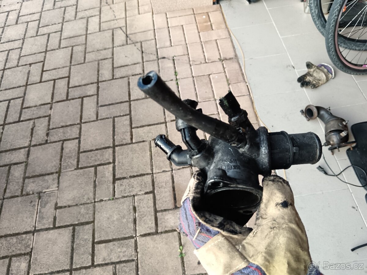 Náhradní díly alfa Romeo 159 1.9. jtd - 17